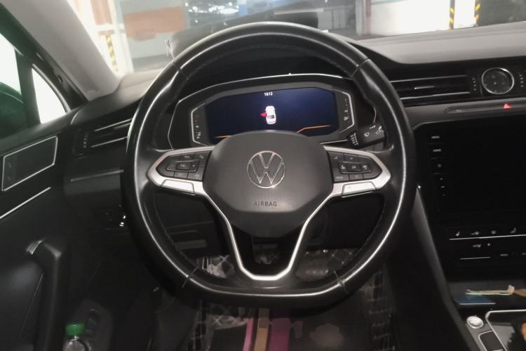 Used Volkswagen Magotan 2020 330TSI DSG Luxury Edition Steering Wheel