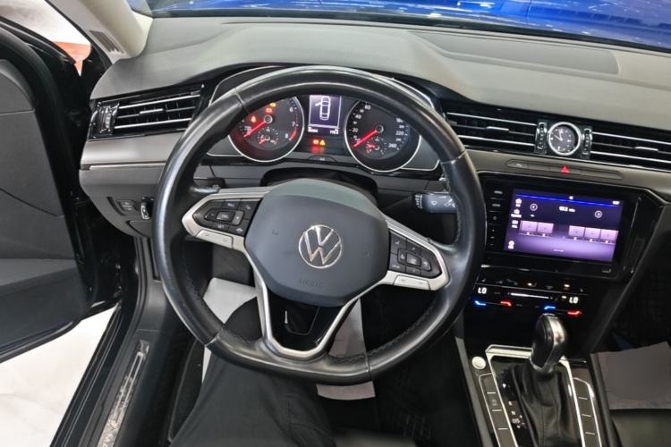 Used Volkswagen Magotan 2020 330TSI DSG Leading Model Steering Wheel