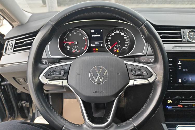 Used Volkswagen Magotan 2020 330TSI DSG Leading Model Steering Wheel