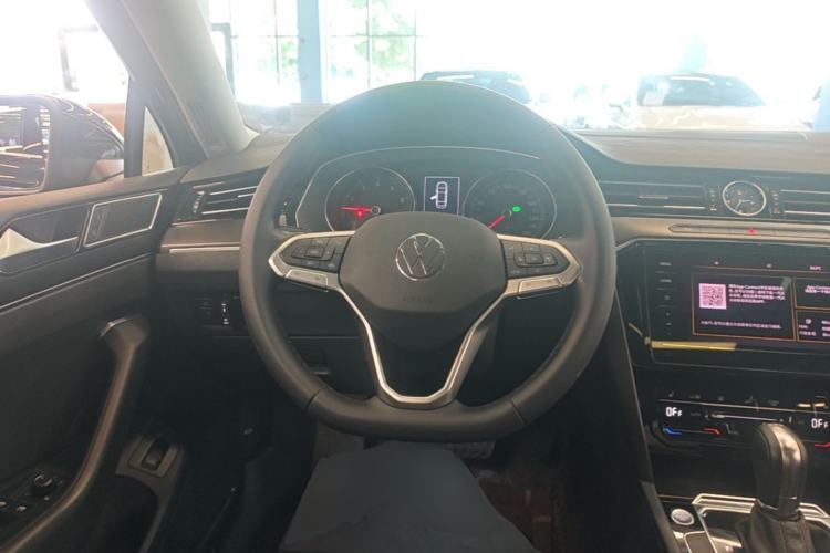 Used Volkswagen Magotan 2020 330TSI DSG Leading Model Steering Wheel