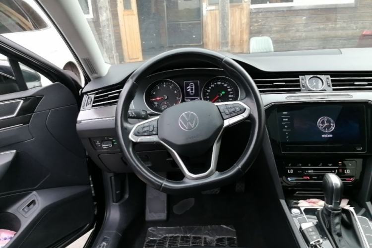 Used Volkswagen Magotan 2020 330TSI DSG Leading Model Steering Wheel