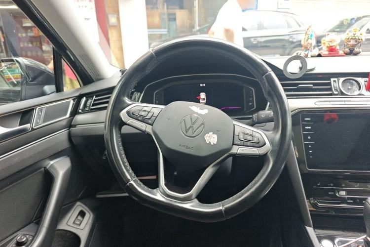 Used Volkswagen Magotan 2020 380TSI DSG Luxury Version Steering Wheel
