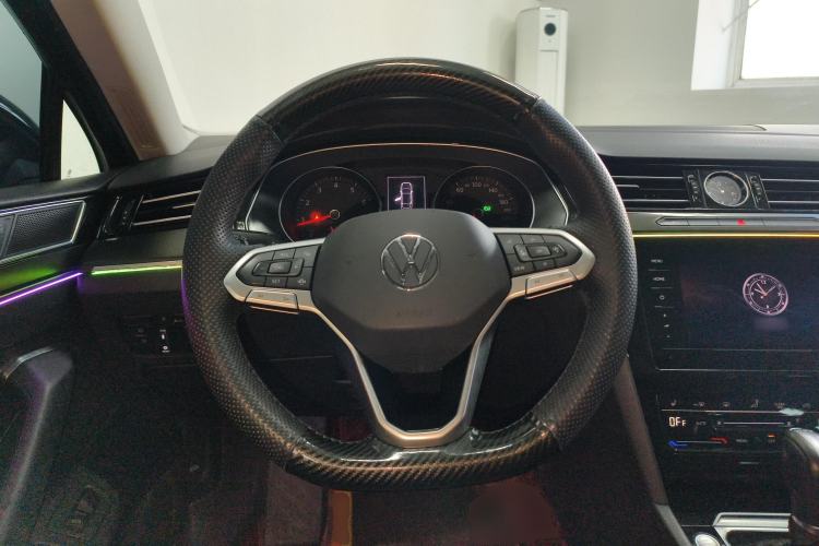Used Volkswagen Magotan 2020 330TSI DSG Leading Model Steering Wheel
