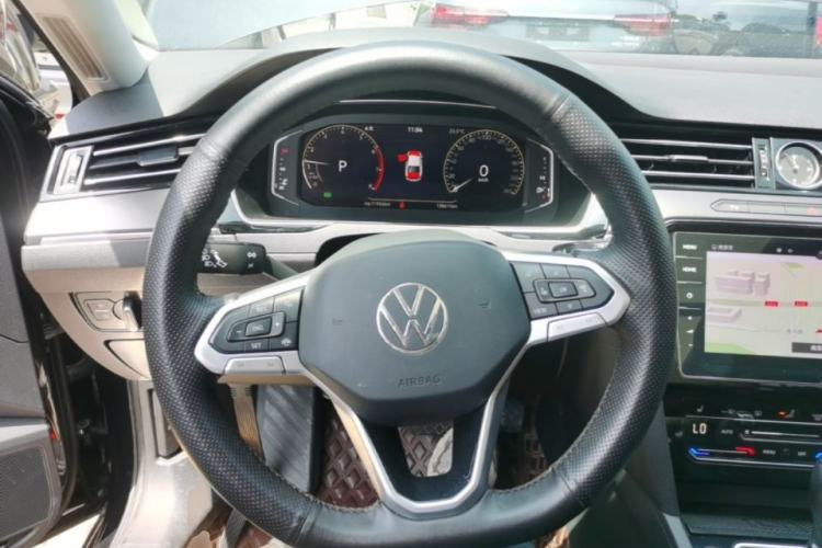 Used Volkswagen Magotan 2020 330TSI DSG Luxury Edition Steering Wheel