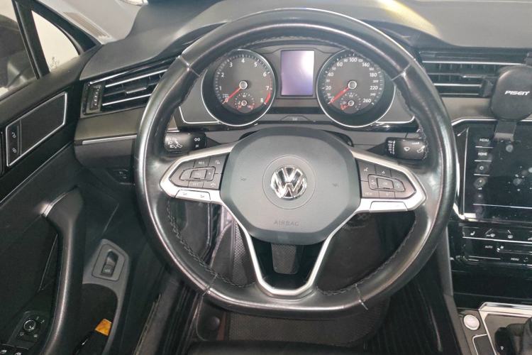 Used Volkswagen Magotan 2020 330TSI DSG Leading Model Steering Wheel