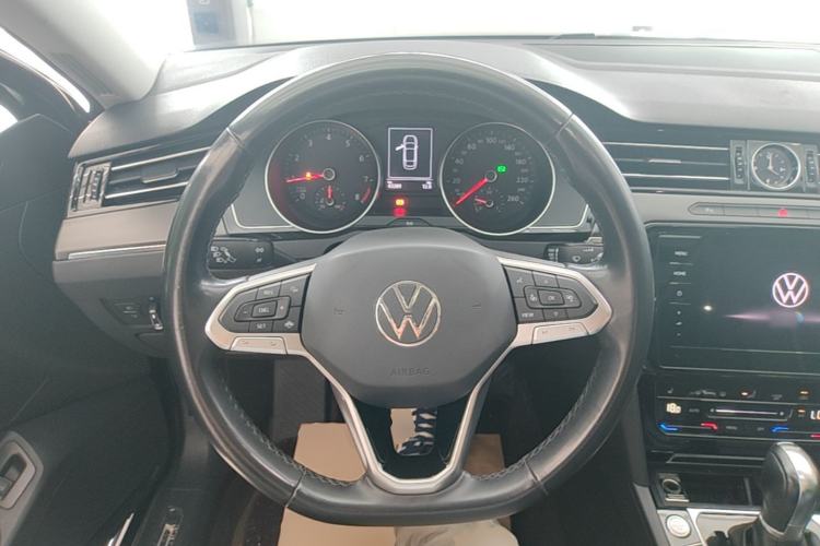 Used Volkswagen Magotan 2020 330TSI DSG Leading Model Steering Wheel