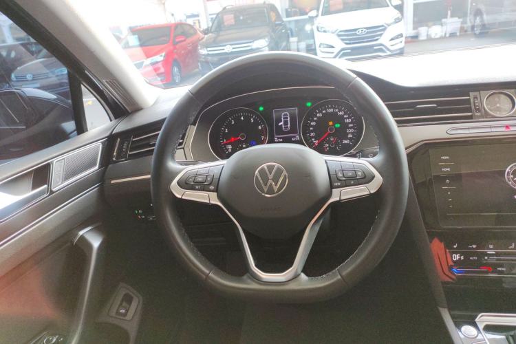 Used Volkswagen Magotan 2020 330TSI DSG Leading Model Steering Wheel