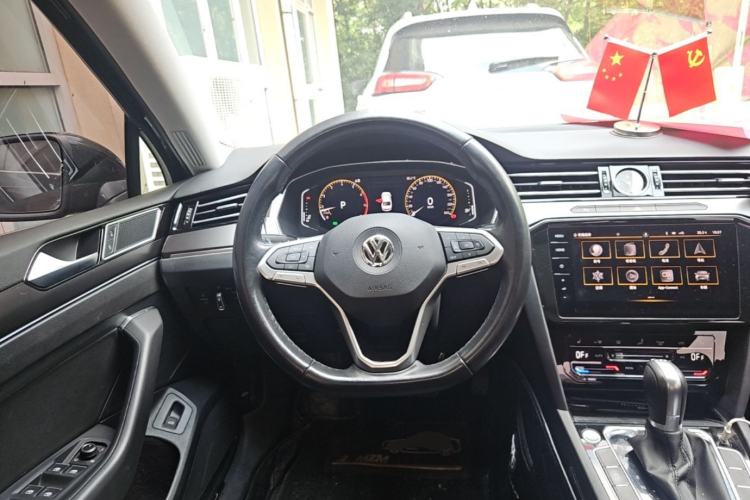Used Volkswagen Magotan 2020 330TSI DSG Luxury Edition Steering Wheel
