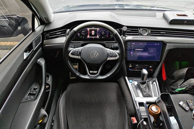 Used Volkswagen Magotan 2020 330TSI DSG Luxury Edition Steering Wheel