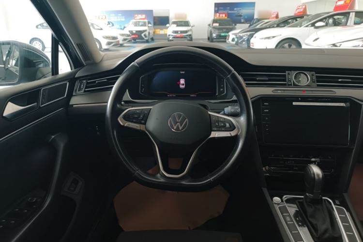 Used Volkswagen Magotan 2020 330TSI DSG Luxury Edition Steering Wheel