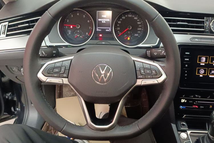 Used Volkswagen Magotan 2020 330TSI DSG Leading Model Steering Wheel