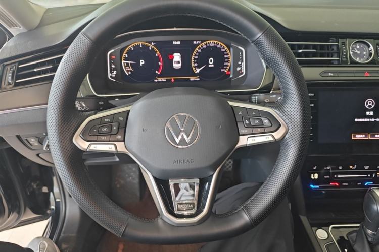 Used Volkswagen Magotan 2020 330TSI DSG Luxury Edition Steering Wheel