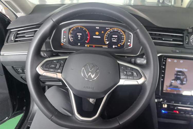 Used Volkswagen Magotan 2020 330TSI DSG Luxury Edition Steering Wheel