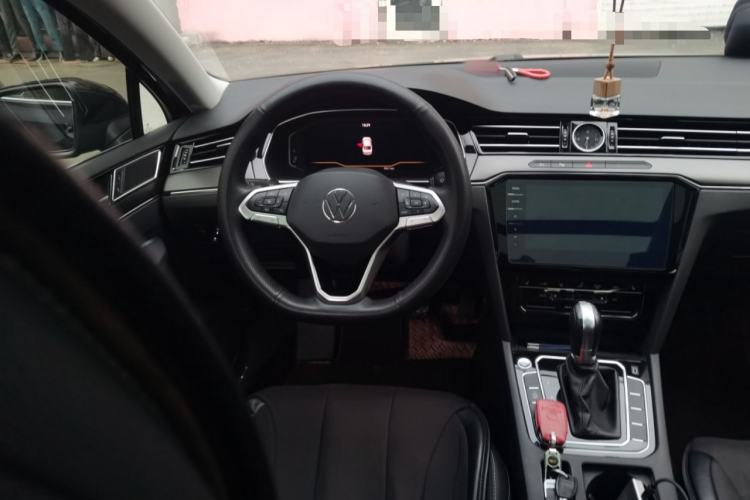 Used Volkswagen Magotan 2020 380TSI DSG Luxury Version Steering Wheel