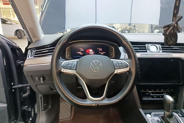 Used Volkswagen Magotan 2020 330TSI DSG Luxury Edition Steering Wheel