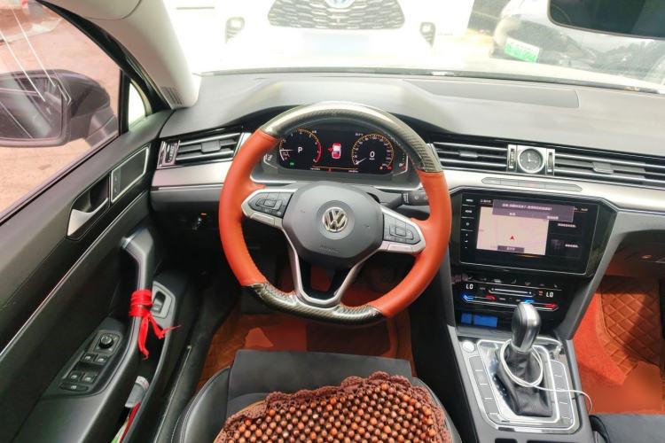 Used Volkswagen Magotan 2020 330TSI DSG Luxury Edition Steering Wheel