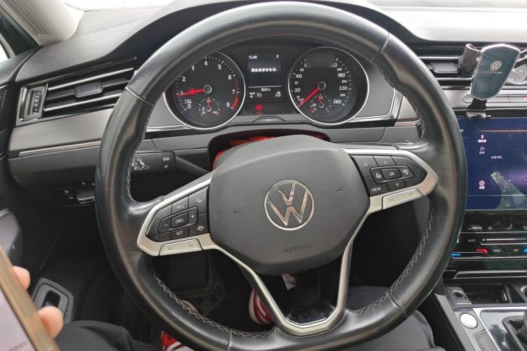 Used Volkswagen Magotan 2020 330TSI DSG Leading Model Steering Wheel