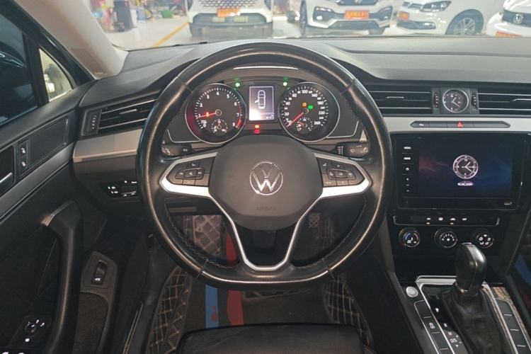 Used Volkswagen Magotan 2020 280TSI DSG Comfort Edition Steering Wheel