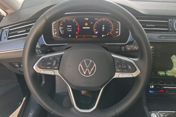 Used Volkswagen Magotan 2020 330TSI DSG Luxury Edition Steering Wheel