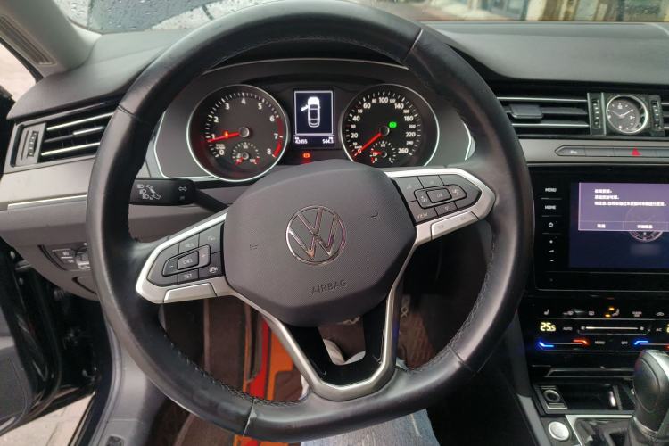 Used Volkswagen Magotan 2020 330TSI DSG Leading Model Steering Wheel