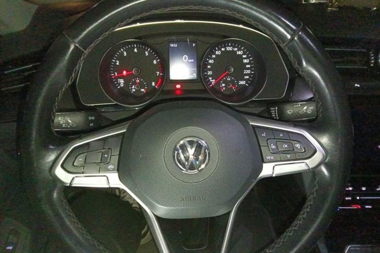 Used Volkswagen Magotan 2020 330TSI DSG Leading Model Steering Wheel