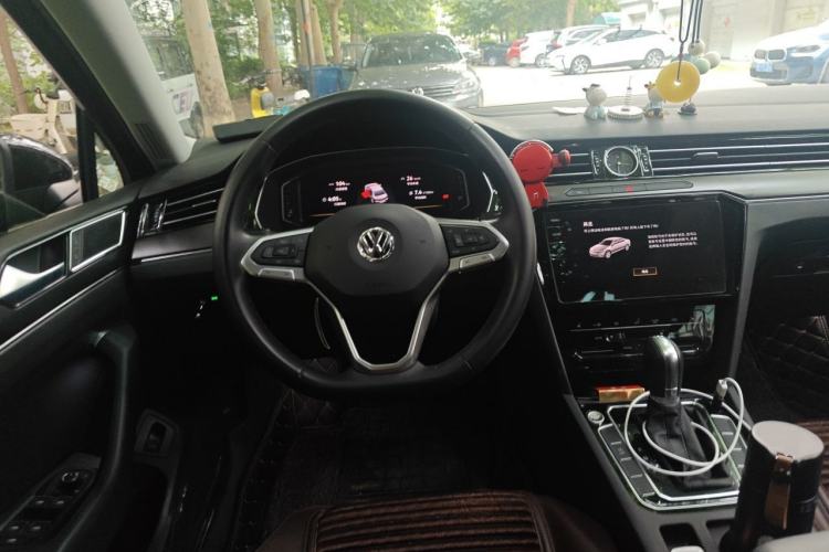 Used Volkswagen Magotan 2020 330TSI DSG Luxury Edition Steering Wheel