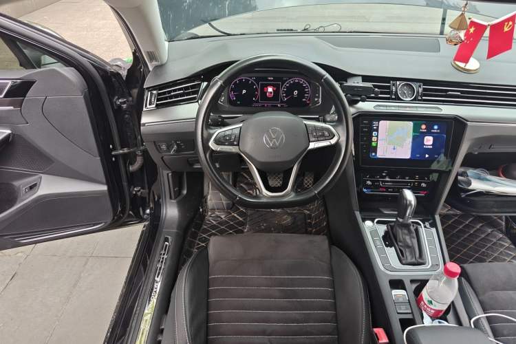 Used Volkswagen Magotan 2020 330TSI DSG Luxury Edition Steering Wheel