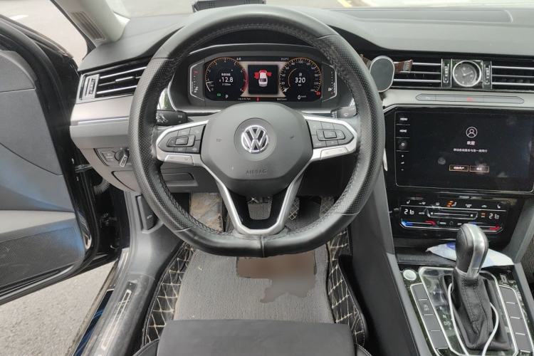 Used Volkswagen Magotan 2020 330TSI DSG Luxury Edition Steering Wheel