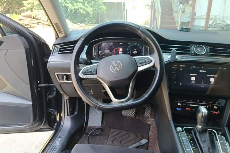 Used Volkswagen Magotan 2020 330TSI DSG Luxury Edition Steering Wheel