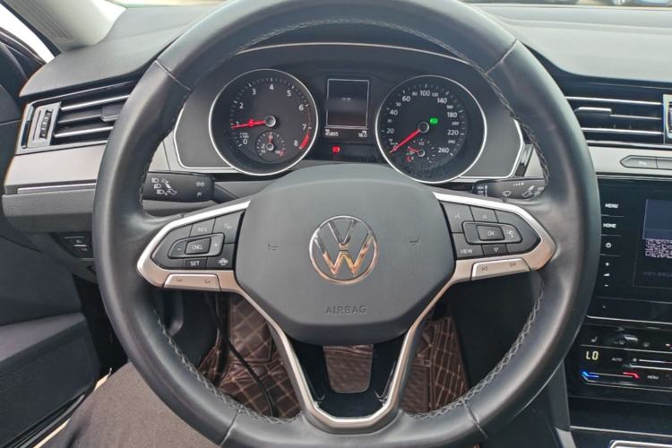 Used Volkswagen Magotan 2020 280TSI DSG Leading Edition Steering Wheel
