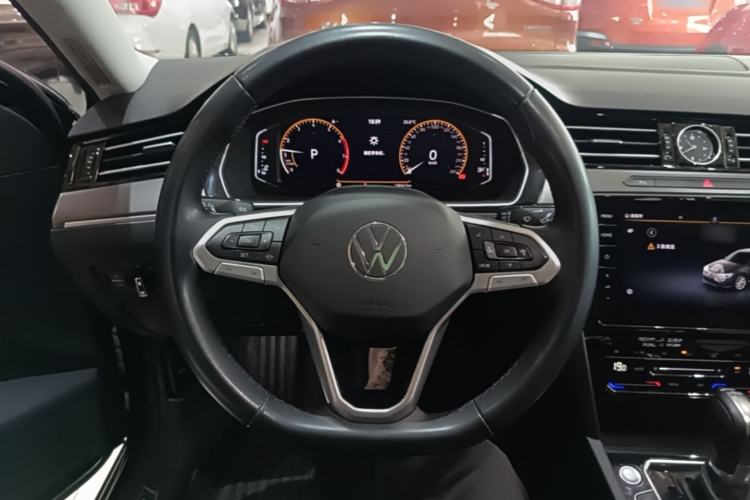 Used Volkswagen Magotan 2020 330TSI DSG Luxury Edition Steering Wheel