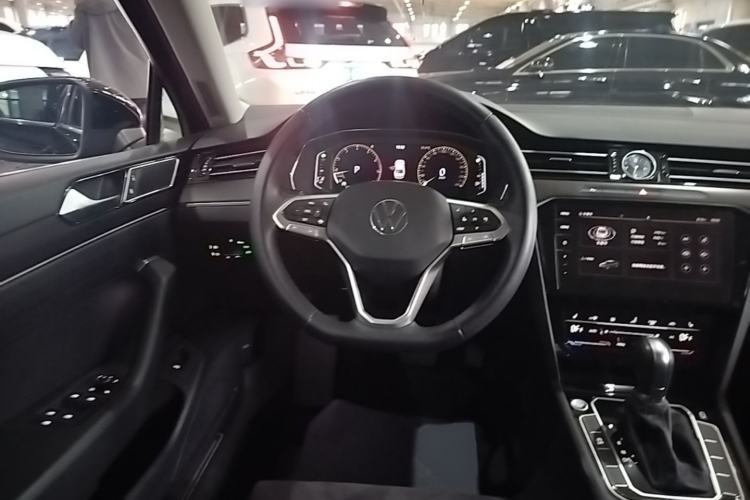 Used Volkswagen Magotan 2020 330TSI DSG Luxury Edition Steering Wheel