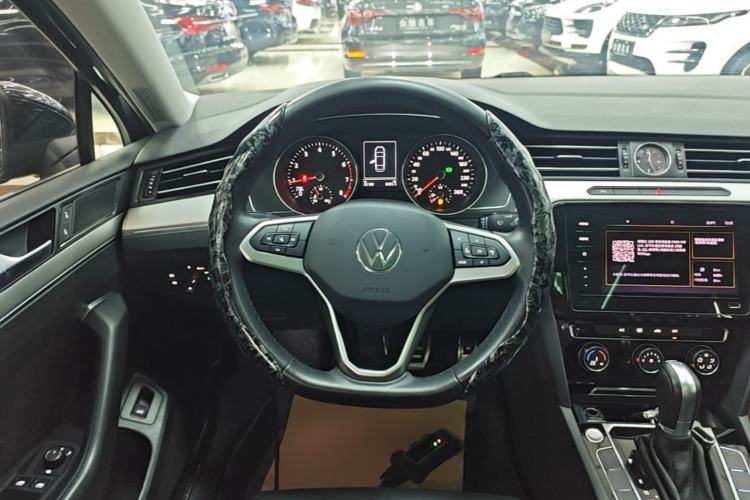 Used Volkswagen Magotan 2020 280TSI DSG Comfort Edition Steering Wheel