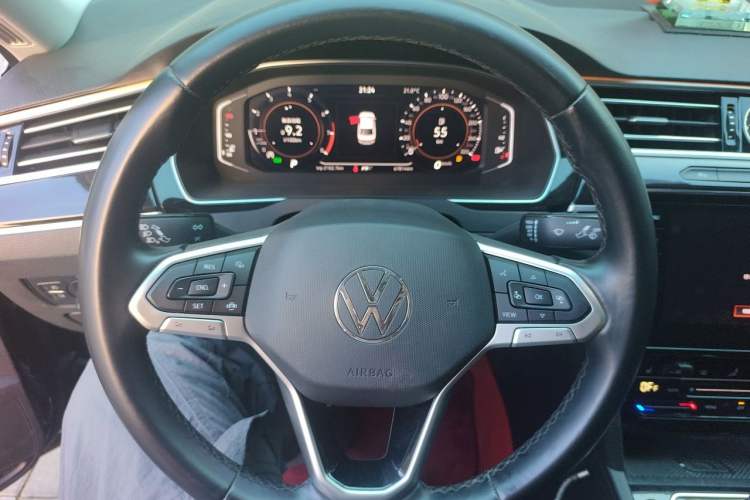 Used Volkswagen Magotan 2020 330TSI DSG Luxury Edition Steering Wheel