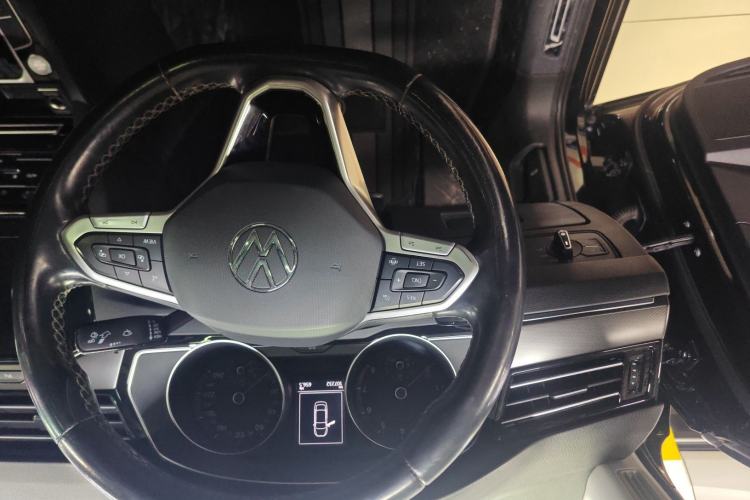 Used Volkswagen Magotan 2020 330TSI DSG Leading Model Steering Wheel