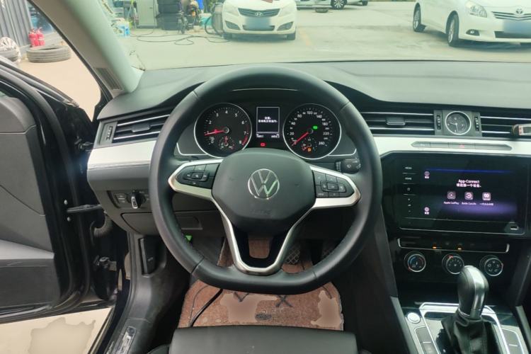 Used Volkswagen Magotan 2020 280TSI DSG Comfort Edition Steering Wheel