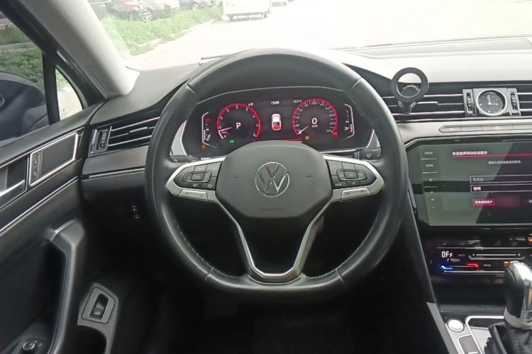 Used Volkswagen Magotan 2020 330TSI DSG Luxury Edition Steering Wheel
