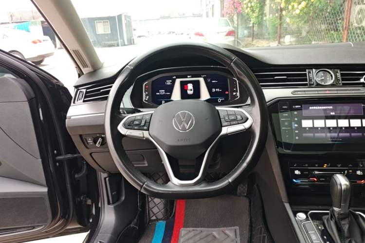 Used Volkswagen Magotan 2020 330TSI DSG Luxury Edition Steering Wheel