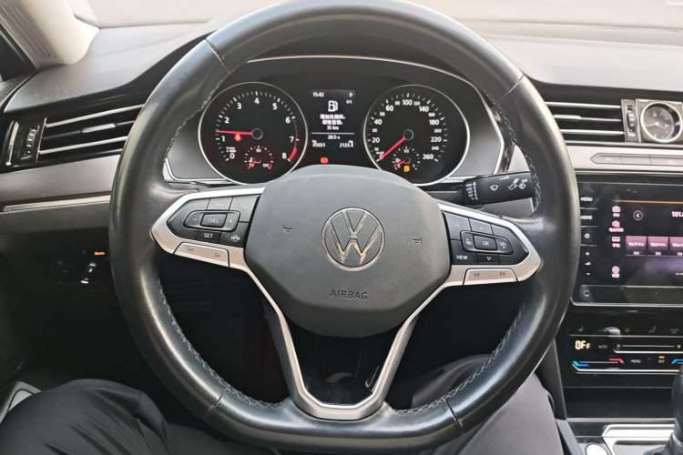 Used Volkswagen Magotan 2020 330TSI DSG Leading Model Steering Wheel