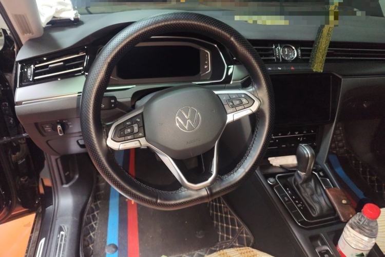Used Volkswagen Magotan 2020 380TSI DSG Luxury Version Steering Wheel