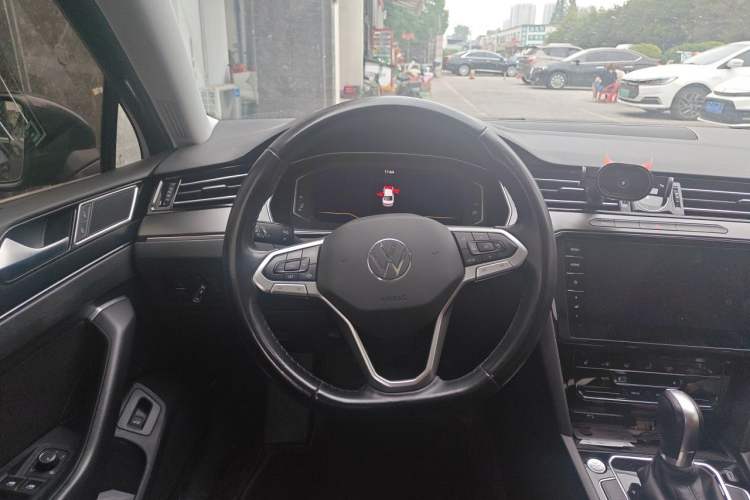 Used Volkswagen Magotan 2020 330TSI DSG Luxury Edition Steering Wheel