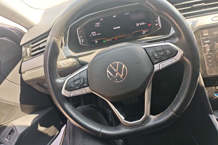 Used Volkswagen Magotan 2020 330TSI DSG Luxury Edition Steering Wheel