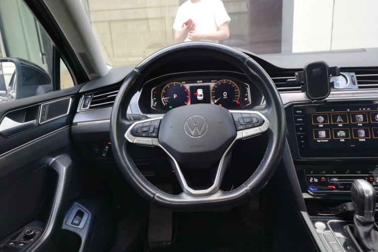 Used Volkswagen Magotan 2020 330TSI DSG Luxury Edition Steering Wheel