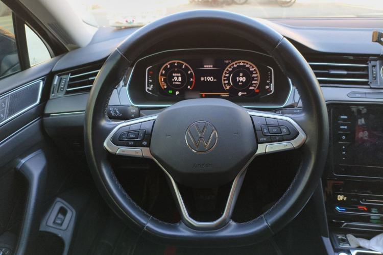 Used Volkswagen Magotan 2020 330TSI DSG Leading Model Steering Wheel