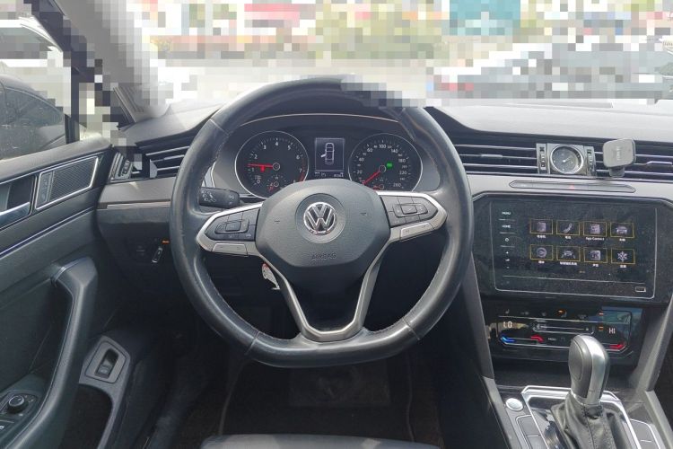 Used Volkswagen Magotan 2020 330TSI DSG Leading Model Steering Wheel