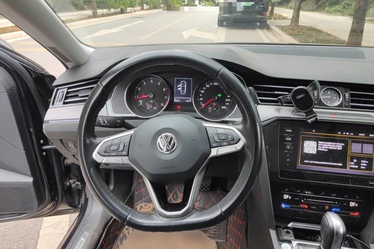 Used Volkswagen Magotan 2020 330TSI DSG Leading Model Steering Wheel