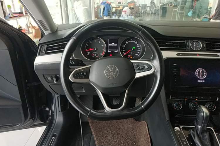 Used Volkswagen Magotan 2020 280TSI DSG Comfort Edition Steering Wheel