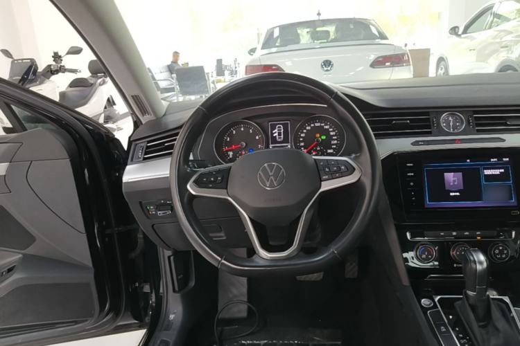 Used Volkswagen Magotan 2020 280TSI DSG Comfort Edition Steering Wheel
