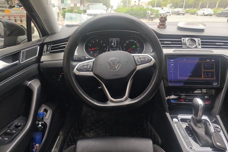 Used Volkswagen Magotan 2020 330TSI DSG Leading Model Steering Wheel