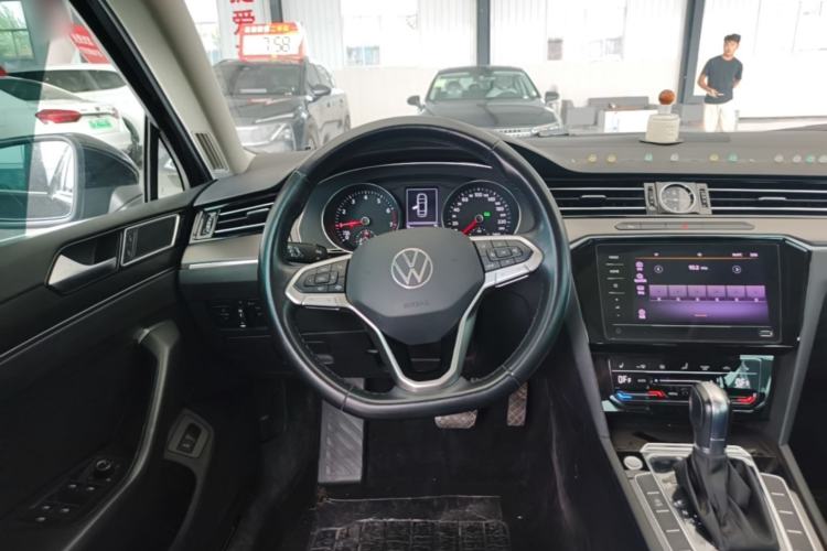 Used Volkswagen Magotan 2020 330TSI DSG Leading Model Steering Wheel